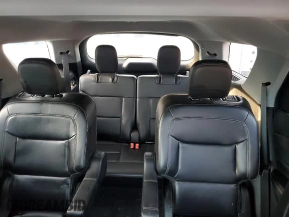 ✅ 2021 Ford Explorer XLT • VIN: 1FMSK7DH4MGB20064 • Lot: 81314045. Listed on Copart with 49,962 mi. Free auction sales archive from the USA and detailed vehicle history report at DreamBid. Image 10.