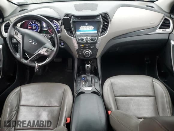 ✅ 2014 Hyundai Santa Fe • VIN: 5XYZUDLB6EG209082 • Lot: 90369175. Listed on Copart with 112,012 mi. Free auction sales archive from the USA and detailed vehicle history report at DreamBid. Image 8.