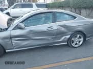 ✅ 2012 Mercedes-Benz C 250 • VIN: WDDGJ4HB8CF846716 • Lot: 43733356. Wystawiony na IAAI z przebiegiem 122 274 mil. Bezpłatny archiwum sprzedaży aukcyjnych z USA i szczegółowy raport historii pojazdu na DreamBid. Zdjęcie 6.