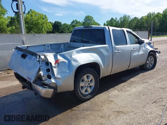 ✅ 2011 GMC Sierra 1500 SLT • VIN: 3GTP2WE33BG149547 • Лот: 42315182. Опубликован ранее на IAAI с пробегом 177 482 миль. Бесплатный доступ к архиву аукционных продаж из США и подробный отчёт об истории автомобиля на DreamBid. Изображение 4.