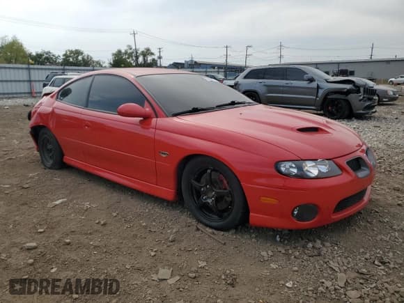 ✅ 2005 Pontiac GTO • VIN: 6G2VX12U05L410785 • Lot: 81385025. Wystawiony na Copart z przebiegiem 34 366 mil. Bezpłatny archiwum sprzedaży aukcyjnych z USA i szczegółowy raport historii pojazdu na DreamBid. Zdjęcie 4.
