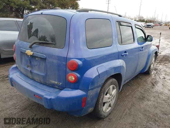 ✅ 2009 Chevrolet HHR 1LT • VIN: 3GNCA23B19S569987 • Lot: 41480610. Listed on IAAI with 111,644 mi. Free auction sales archive from the USA and detailed vehicle history report at DreamBid. Image 4.