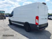 ✅ 2019 Ford Transit • VIN: 1FTBW2CM0KKB59593 • Lot: 41961520. Wystawiony na IAAI z przebiegiem 136 094 mil. Bezpłatny archiwum sprzedaży aukcyjnych z USA i szczegółowy raport historii pojazdu na DreamBid. Zdjęcie 3.