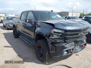 ✅ 2019 Chevrolet Silverado 1500 LT Trail Boss • VIN: 1GCPYFED4KZ427430 • Lot: 43265948. Wystawiony na IAAI z przebiegiem 124 838 mil. Bezpłatny archiwum sprzedaży aukcyjnych z USA i szczegółowy raport historii pojazdu na DreamBid. Zdjęcie 1.