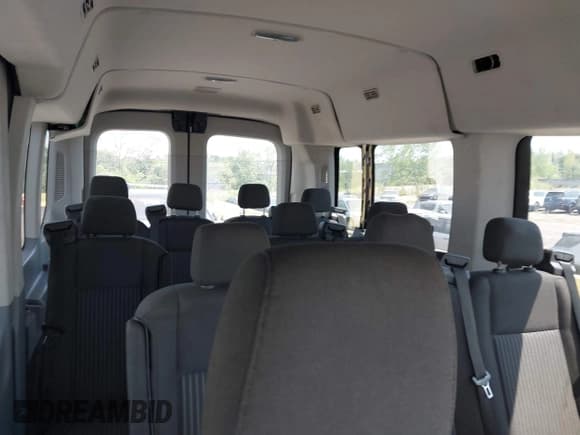 ✅ 2016 Ford Transit XL • VIN: 1FBZX2CG4GKA53763 • Lot: 43112493. Wystawiony na IAAI z przebiegiem 95 419 mil. Bezpłatny archiwum sprzedaży aukcyjnych z USA i szczegółowy raport historii pojazdu na DreamBid. Zdjęcie 8.