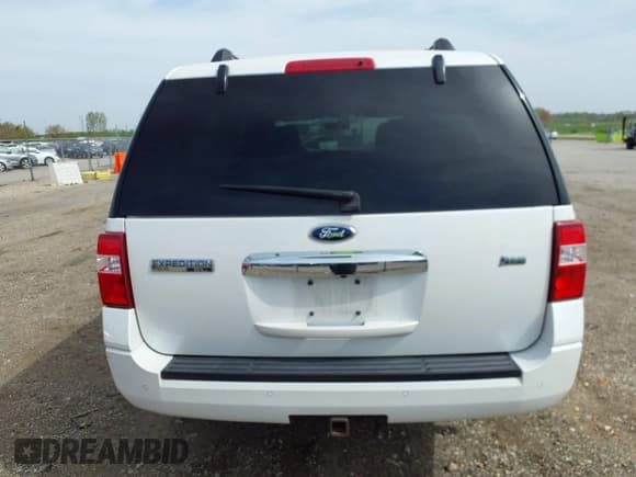 ✅ 2014 Ford Expedition Max Limited • VIN: 1FMJK1K57EEF33644 • Lot: 42145706. Wystawiony na IAAI z przebiegiem 158 631 mil. Bezpłatny archiwum sprzedaży aukcyjnych z USA i szczegółowy raport historii pojazdu na DreamBid. Zdjęcie 16.