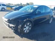 ✅ 2024 Tesla Model Y Long Range • VIN: 7SAYGDEE3RF983817 • Lot: 43496471. Wystawiony na IAAI z przebiegiem 161 377 mil. Bezpłatny archiwum sprzedaży aukcyjnych z USA i szczegółowy raport historii pojazdu na DreamBid. Zdjęcie 20.