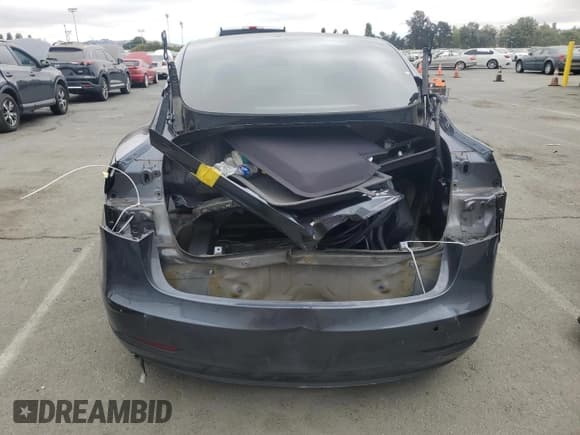 ✅ 2023 Tesla Model 3 • VIN: 5YJ3E1EA9PF553537 • Lot: 80538985. Wystawiony na Copart z przebiegiem 20 835 mil. Bezpłatny archiwum sprzedaży aukcyjnych z USA i szczegółowy raport historii pojazdu na DreamBid. Zdjęcie 6.