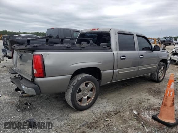 ✅ 2007 Chevrolet Silverado 1500 LT1 • VIN: 2GCEK13Z571136624 • Lot: 74473274. Listed on Copart with 171,820 mi. Free auction sales archive from the USA and detailed vehicle history report at DreamBid. Image 3.