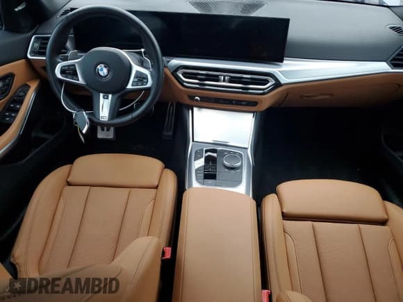 ✅ 2024 BMW 3 Series M340i xDrive • VIN: 3MW49FF03R8E30509 • Lot: 43375105. Wystawiony na Copart z przebiegiem Nie podano. Bezpłatny archiwum sprzedaży aukcyjnych z USA i szczegółowy raport historii pojazdu na DreamBid. Zdjęcie 8.