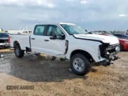 ✅ 2024 Ford F-250 XL • VIN: 1FT7W2BA1REC56727 • Лот: 90241275. Опубликован ранее на Copart с пробегом 19 700 миль. Бесплатный доступ к архиву аукционных продаж из США и подробный отчёт об истории автомобиля на DreamBid. Изображение 4.