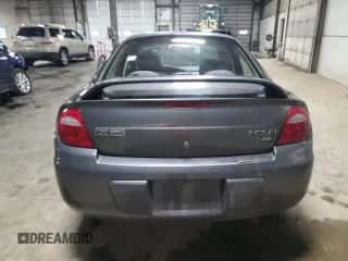2004 Dodge Neon SXT z VIN 1B3ES56C44D641392, wystawiony jako Copart lot #47780735 z przebiegiem 75 284 mil mil oraz Szkoda całkowita • Salvage title. Historia ofert i sprzedaży dostępna na DreamBid. Obrazek 6.