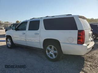 ✅ 2011 Chevrolet Suburban LTZ • VIN: 1GNSCKE00BR216666 • Lot: 77368824. Wystawiony na Copart z przebiegiem 185 922 mil. Bezpłatny archiwum sprzedaży aukcyjnych z USA i szczegółowy raport historii pojazdu na DreamBid. Zdjęcie 2.