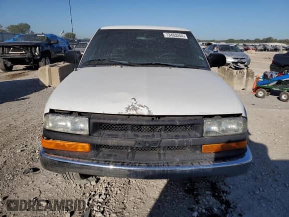 2002 Chevrolet S-10 LS с VIN 1GCCS19W128105784, выставлен на аукционе Copart как лот 73463244 с пробегом Не указан миль и Чистый • Clean title. История ставок и продаж доступна на DreamBid. Изображение 5.