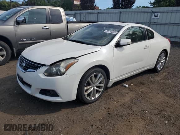 ✅ 2012 Nissan Altima SR • VIN: 1N4BL2EP5CC171109 • Лот: 70659995. Опубликован ранее на Copart с пробегом 176 305 миль. Бесплатный доступ к архиву аукционных продаж из США и подробный отчёт об истории автомобиля на DreamBid. Изображение 1.