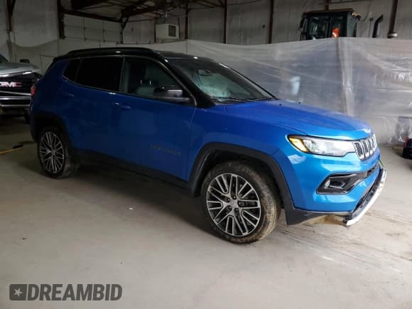 ✅ 2023 Jeep Compass (RED) Edition • VIN: 3C4NJDCN6PT568252 • Lot: 49481315. Listed on Copart with 17,618 mi. Free auction sales archive from the USA and detailed vehicle history report at DreamBid. Image 4.