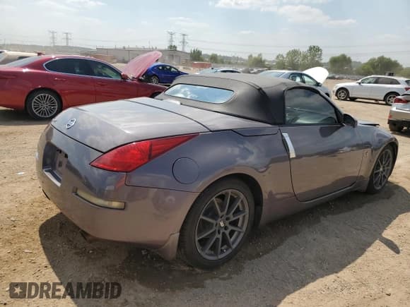 ✅ 2004 Nissan 350Z Touring • VIN: JN1AZ36A74T013329 • Lot: 68836465. Wystawiony na Copart z przebiegiem 184 894 mil. Bezpłatny archiwum sprzedaży aukcyjnych z USA i szczegółowy raport historii pojazdu na DreamBid. Zdjęcie 3.