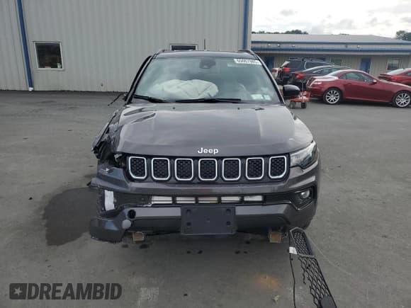 ✅ 2024 Jeep Compass Limited • VIN: 3C4NJDCN3RT602120 • Lot: 65067985. Listed on Copart with 5,357 mi. Free auction sales archive from the USA and detailed vehicle history report at DreamBid. Image 5.