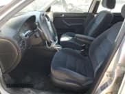 ✅ 2002 Volkswagen Golf GLS • VIN: 9BWGK61J624064368 • Lot: 70866344. Wystawiony na Copart z przebiegiem 191 259 mil. Bezpłatny archiwum sprzedaży aukcyjnych z USA i szczegółowy raport historii pojazdu na DreamBid. Zdjęcie 7.