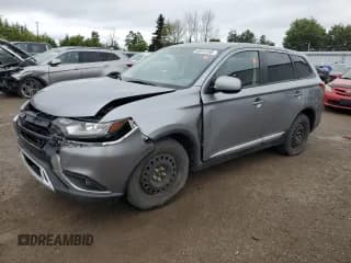 ✅ 2020 Mitsubishi Outlander ES • VIN: JA4AZ2A30LZ607198 • Лот: 66915195. Опубликован ранее на Copart с пробегом 157 049 миль. Бесплатный доступ к архиву аукционных продаж из США и подробный отчёт об истории автомобиля на DreamBid. Изображение 1.