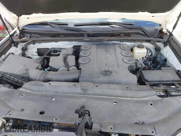 ✅ 2015 Toyota 4Runner SR5 • VIN: JTEZU5JR6F5086735 • Lot: 43830537. Wystawiony na IAAI z przebiegiem 70 733 mil. Bezpłatny archiwum sprzedaży aukcyjnych z USA i szczegółowy raport historii pojazdu na DreamBid. Zdjęcie 10.