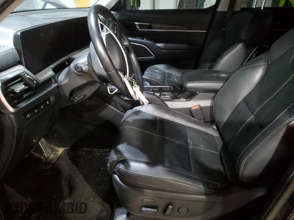 ✅ 2023 Kia Telluride SX Prestige • VIN: 5XYP5DGC7PG338443 • Лот: 42247525. Опубликован ранее на Copart с пробегом 37 337 миль. Бесплатный доступ к архиву аукционных продаж из США и подробный отчёт об истории автомобиля на DreamBid. Изображение 7.