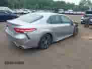 2020 Toyota Camry SE with VIN 4T1G11BKXLU009460, listed as a IAAI auction lot 42907075 with 43,495 mi miles and . Bid and sale history available at DreamBid. Image 4.