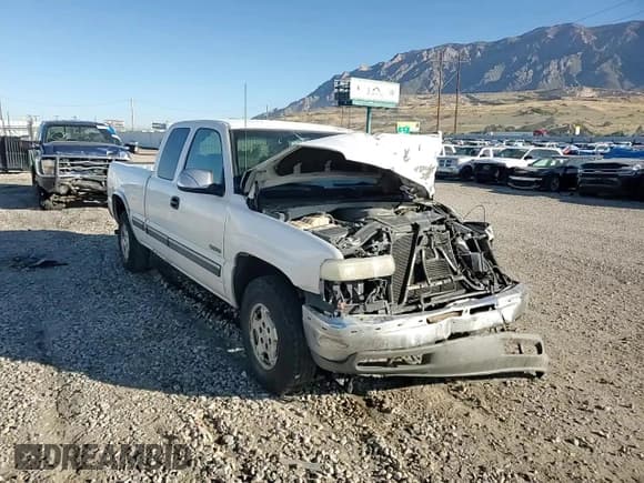 ✅ 2002 Chevrolet Silverado 1500 LS • VIN: 2GCEK19T021221690 • Lot: 82291565. Listed on Copart with 230,676 mi. Free auction sales archive from the USA and detailed vehicle history report at DreamBid. Image 12.