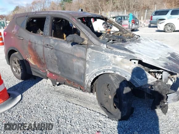 ✅ 2013 Hyundai Santa Fe Sport • VIN: 5XYZTDLB6DG032258 • Лот: 43649030. Опубликован ранее на IAAI с пробегом Не указан. Бесплатный доступ к архиву аукционных продаж из США и подробный отчёт об истории автомобиля на DreamBid. Изображение 1.