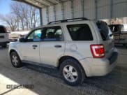 ✅ 2008 Ford Escape XLT • VIN: 1FMCU93148KE80565 • Lot: 46143285. Listed on Copart with 181,755 mi. Free auction sales archive from the USA and detailed vehicle history report at DreamBid. Image 2.