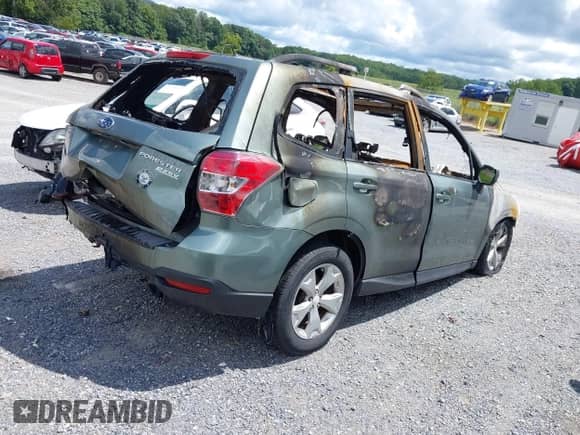 2015 Subaru Forester Premium с VIN JF2SJADC0FH431109, выставлен на аукционе IAAI как лот 42959042 с пробегом Не указан миль и . История ставок и продаж доступна на DreamBid. Изображение 4.