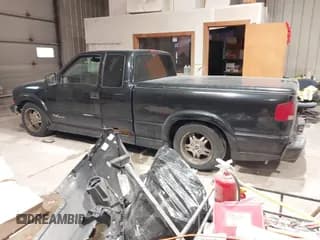✅ 2002 Chevrolet S-10 LS • VIN: 1GCCS19W628260671 • Лот: 41555365. Опубликован ранее на IAAI с пробегом 160 464 миль. Бесплатный доступ к архиву аукционных продаж из США и подробный отчёт об истории автомобиля на DreamBid. Изображение 3.