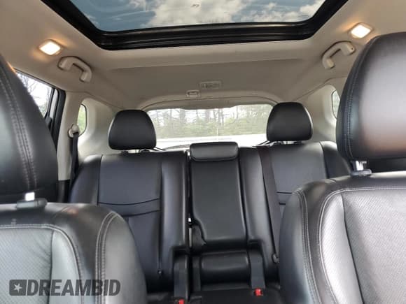 ✅ 2018 Nissan Rogue SL • VIN: JN8AT2MV1JW341701 • Lot: 65292315. Wystawiony na Copart z przebiegiem 93 815 mil. Bezpłatny archiwum sprzedaży aukcyjnych z USA i szczegółowy raport historii pojazdu na DreamBid. Zdjęcie 10.