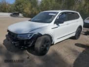 ✅ 2024 Volkswagen Tiguan SE R-Line Black • VIN: 3VV8B7AX2RM211925 • Lot: 80145785. Wystawiony na Copart z przebiegiem 13 436 mil. Bezpłatny archiwum sprzedaży aukcyjnych z USA i szczegółowy raport historii pojazdu na DreamBid. Zdjęcie 1.