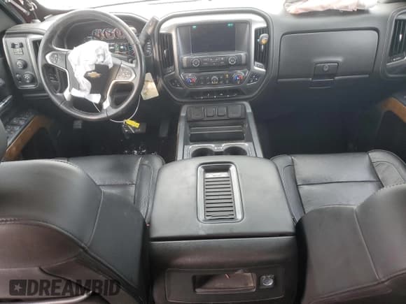 ✅ 2018 Chevrolet Silverado 1500 LTZ • VIN: 1GCVKSEC5JZ380206 • Lot: 85506374. Wystawiony na Copart z przebiegiem 62 258 mil. Bezpłatny archiwum sprzedaży aukcyjnych z USA i szczegółowy raport historii pojazdu na DreamBid. Zdjęcie 8.