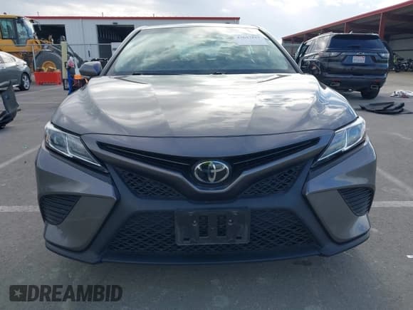 ✅ 2018 Toyota Camry LE • VIN: 4T1B11HK0JU598811 • Lot: 43627817. Listed on IAAI with 43,128 mi. Free auction sales archive from the USA and detailed vehicle history report at DreamBid. Image 13.