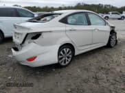 ✅ 2017 Hyundai Accent SE • VIN: KMHCT4AE0HU263188 • Лот: 74883884. Опубликован ранее на Copart с пробегом 24 276 миль. Бесплатный доступ к архиву аукционных продаж из США и подробный отчёт об истории автомобиля на DreamBid. Изображение 3.