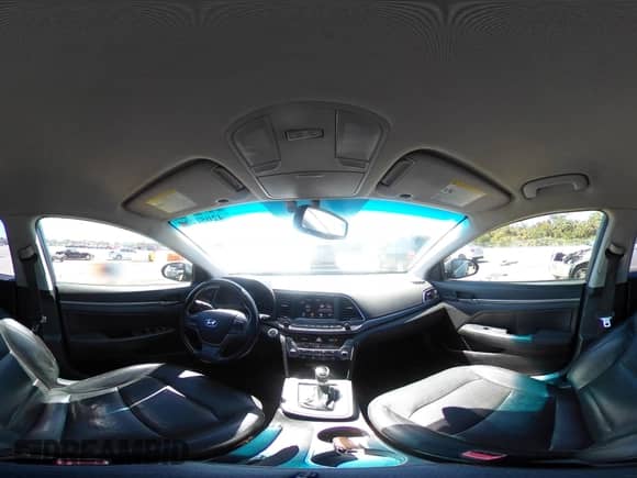 2017 Hyundai Elantra Limited с VIN KMHD84LF4HU104914, выставлен на аукционе IAAI как лот 42051236 с пробегом 135 029 миль миль и . История ставок и продаж доступна на DreamBid. Изображение 18.