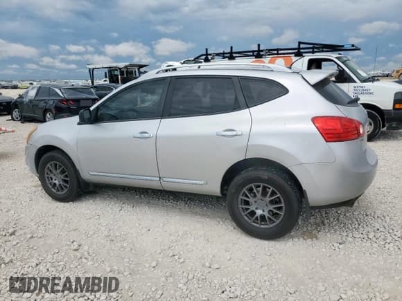 ✅ 2014 Nissan Rogue S • VIN: JN8AS5MT3EW104507 • Lot: 82097745. Listed on Copart with 187,956 mi. Free auction sales archive from the USA and detailed vehicle history report at DreamBid. Image 2.