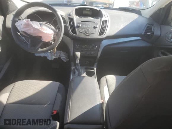 ✅ 2017 Ford Escape SE • VIN: 1FMCU9G91HUD44706 • Lot: 69812975. Wystawiony na Copart z przebiegiem 135 643 mil. Bezpłatny archiwum sprzedaży aukcyjnych z USA i szczegółowy raport historii pojazdu na DreamBid. Zdjęcie 8.