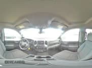 ✅ 2021 Chevrolet Silverado 1500 Custom • VIN: 3GCUYBEF0MG143793 • Lot: 79426384. Wystawiony na Copart z przebiegiem 121 920 mil. Bezpłatny archiwum sprzedaży aukcyjnych z USA i szczegółowy raport historii pojazdu na DreamBid. Zdjęcie 14.