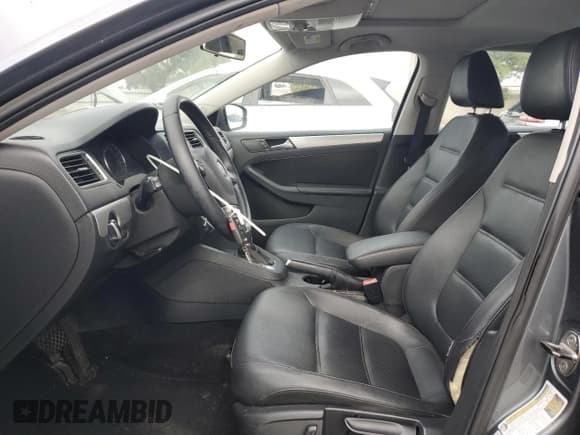 ✅ 2013 Volkswagen Jetta SE • VIN: 3VWDP7AJ6DM357938 • Lot: 71943955. Listed on Copart with 138,408 mi. Free auction sales archive from the USA and detailed vehicle history report at DreamBid. Image 7.