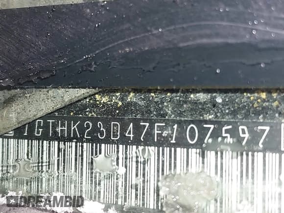 ✅ 2007 GMC Sierra 2500HD SLE1 • VIN: 1GTHK23D47F107597 • Lot: 41579654. Listed on IAAI with 325,621 mi. Free auction sales archive from the USA and detailed vehicle history report at DreamBid. Image 9.