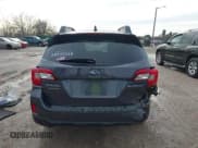 ✅ 2017 Subaru Outback Premium • VIN: 4S4BSAFC0H3375483 • Lot: 43733444. Wystawiony na IAAI z przebiegiem 100 368 mil. Bezpłatny archiwum sprzedaży aukcyjnych z USA i szczegółowy raport historii pojazdu na DreamBid. Zdjęcie 16.