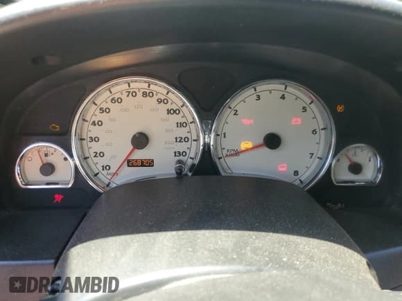 ✅ 2007 Saturn VUE V6 • VIN: 5GZCZ53407S830974 • Lot: 50434555. Wystawiony na Copart z przebiegiem 268 705 mil. Bezpłatny archiwum sprzedaży aukcyjnych z USA i szczegółowy raport historii pojazdu na DreamBid. Zdjęcie 9.