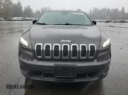 ✅ 2016 Jeep Cherokee Latitude • VIN: 1C4PJMCB9GW108852 • Lot: 82620195. Wystawiony na Copart z przebiegiem 112 992 mil. Bezpłatny archiwum sprzedaży aukcyjnych z USA i szczegółowy raport historii pojazdu na DreamBid. Zdjęcie 5.