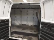 ✅ 2020 Chevrolet Express Cargo • VIN: 1GCWGAFP5L1266659 • Lot: 42067566. Wystawiony na IAAI z przebiegiem 122 413 mil. Bezpłatny archiwum sprzedaży aukcyjnych z USA i szczegółowy raport historii pojazdu na DreamBid. Zdjęcie 8.