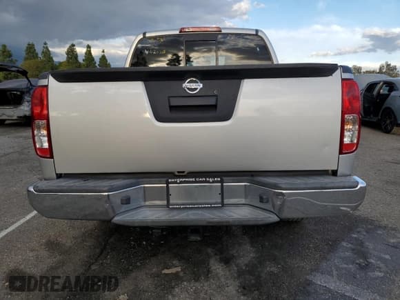 ✅ 2017 Nissan Frontier SV • VIN: 1N6AD0ER2HN758868 • Lot: 93145335. Listed on Copart with 184,918 mi. Free auction sales archive from the USA and detailed vehicle history report at DreamBid. Image 6.
