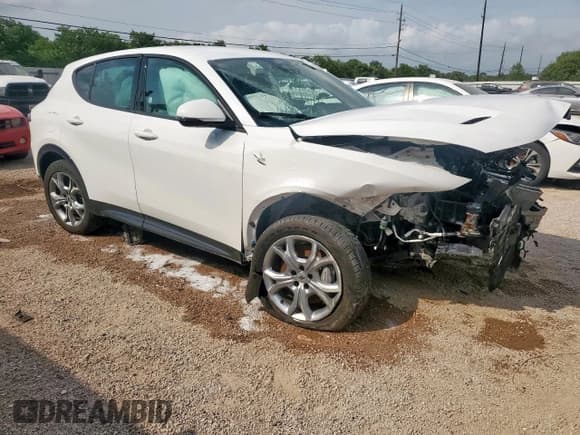 ✅ 2024 Dodge Hornet R/T • VIN: ZACPDFCW7R3A28897 • Lot: 57393905. Listed on Copart with 29,869 mi. Free auction sales archive from the USA and detailed vehicle history report at DreamBid. Image 4.