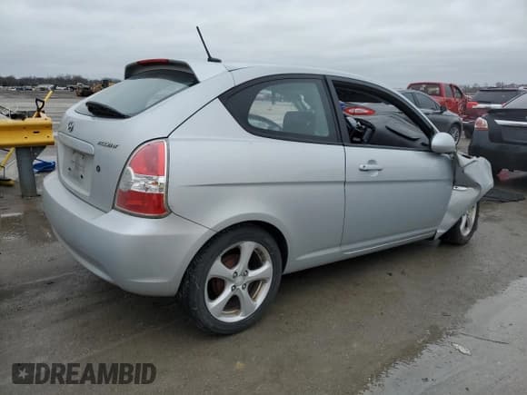 ✅ 2009 Hyundai Accent Auto SE • VIN: KMHCN36C39U116246 • Лот: 84941824. Опубликован ранее на Copart с пробегом Не указан. Бесплатный доступ к архиву аукционных продаж из США и подробный отчёт об истории автомобиля на DreamBid. Изображение 3.